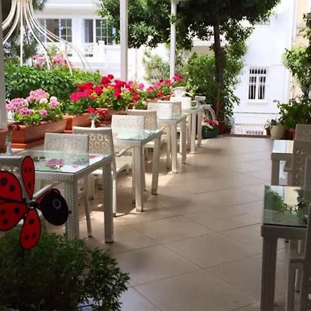 White Palace Hotel Adalar