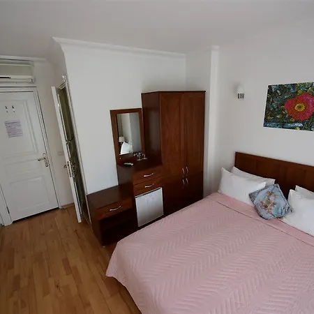 White Palace Hotel Adalar